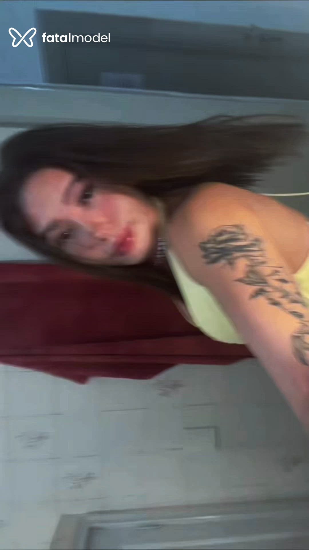 Acompanhante mulher trans com cabelo castanho de olhos castanhos em Ribeirão Preto Acompanhante mulher trans com cabelo castanho de olhos castanhos em Ribeirão Preto - Jhenifer Villar