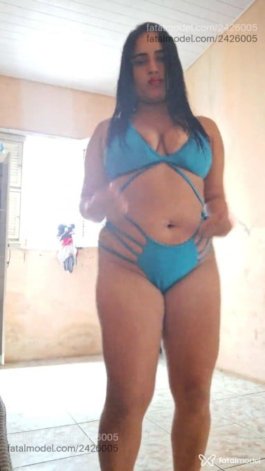 Acompanhante mulher morena (o) de olhos mel em Fortaleza - Ariane