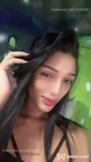 Acompanhante mulher trans morena (o) de olhos castanhos - Nicolly Acompanhante mulher trans morena (o) de olhos castanhos - Nicolly