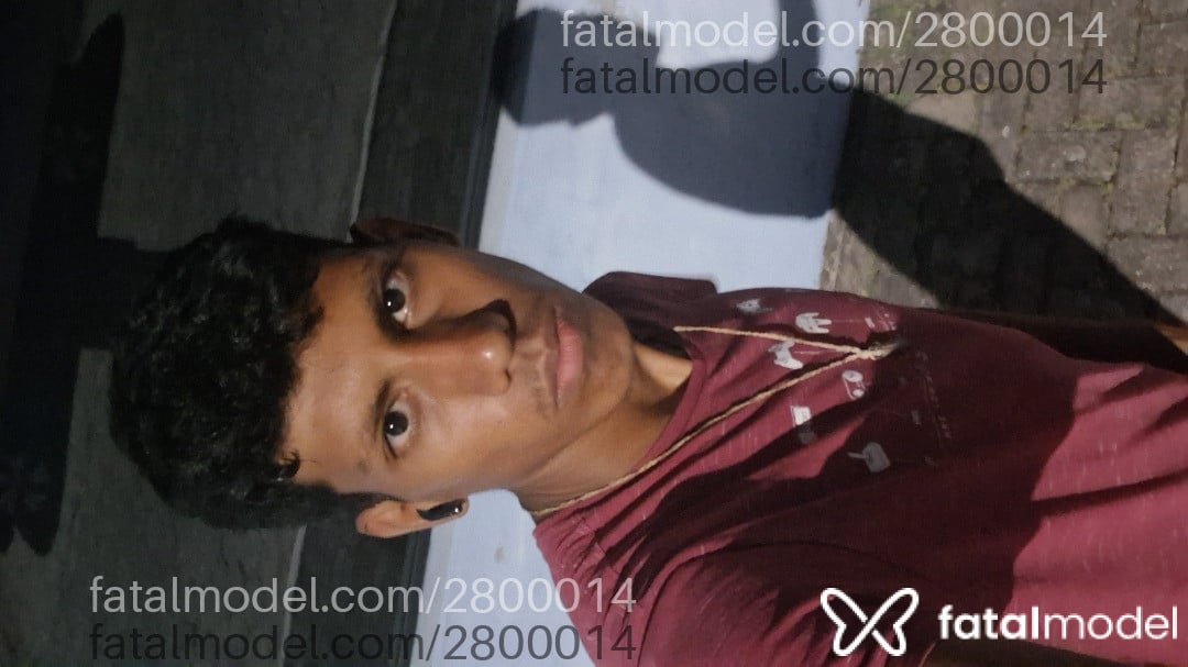 Acompanhante homem morena (o) de olhos castanhos em Navegantes - Mateus
