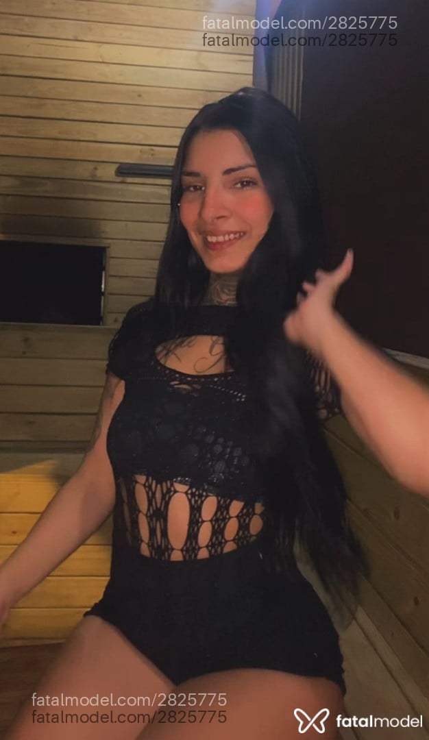 Acompanhante mulher morena (o) de olhos castanhos em Balneário Camboriú - Estrela
