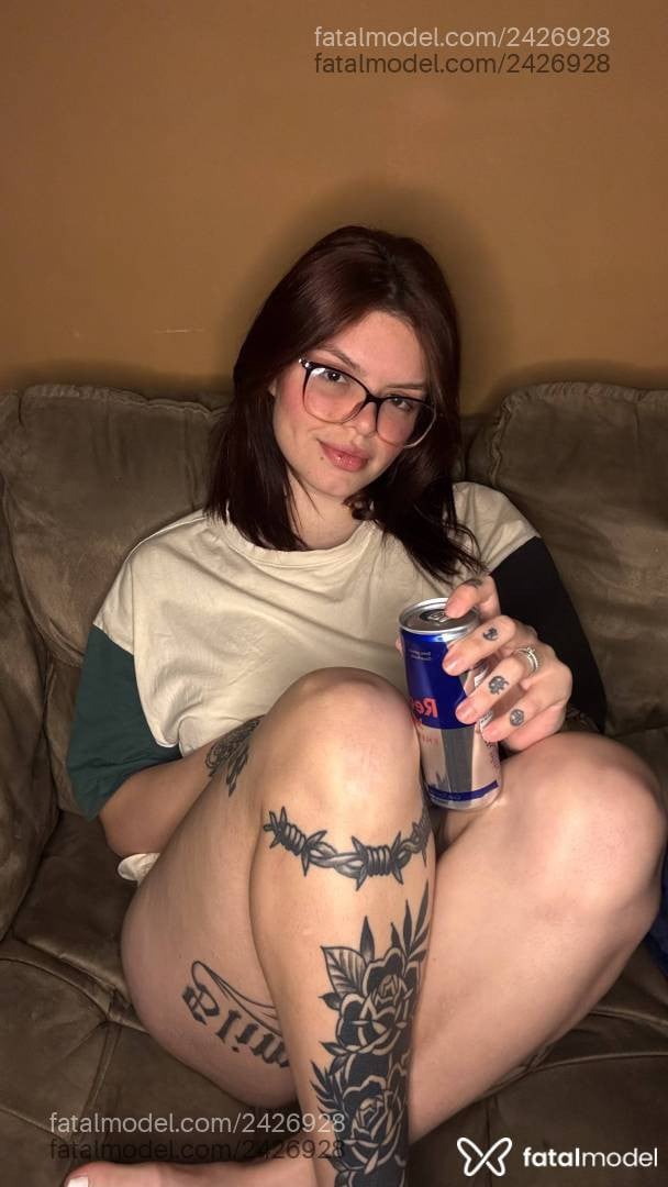 Acompanhante mulher ruiva (o) de olhos castanhos em Virtual - Nicolexxx