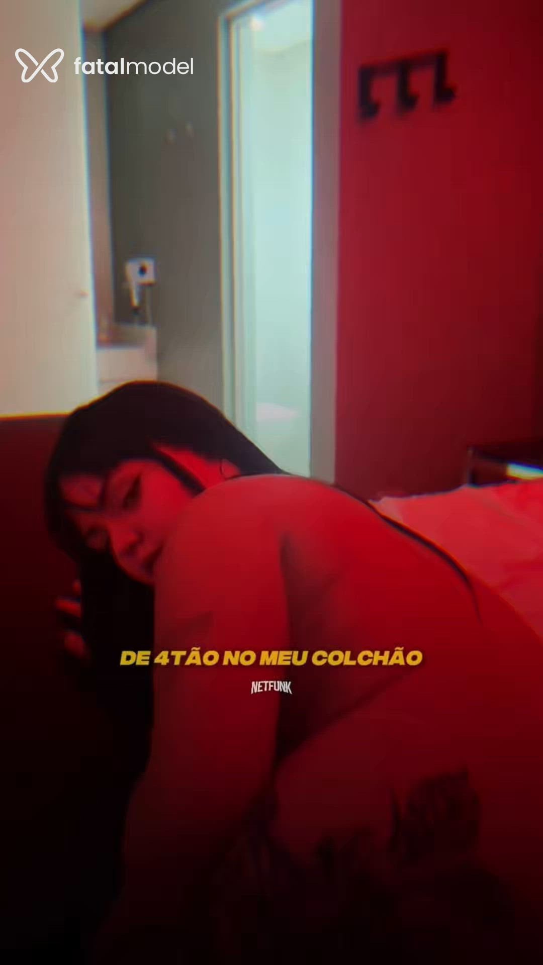 Acompanhante mulher morena (o) de olhos mel - Karol Silva Acompanhante mulher morena (o) de olhos mel - Karol Silva