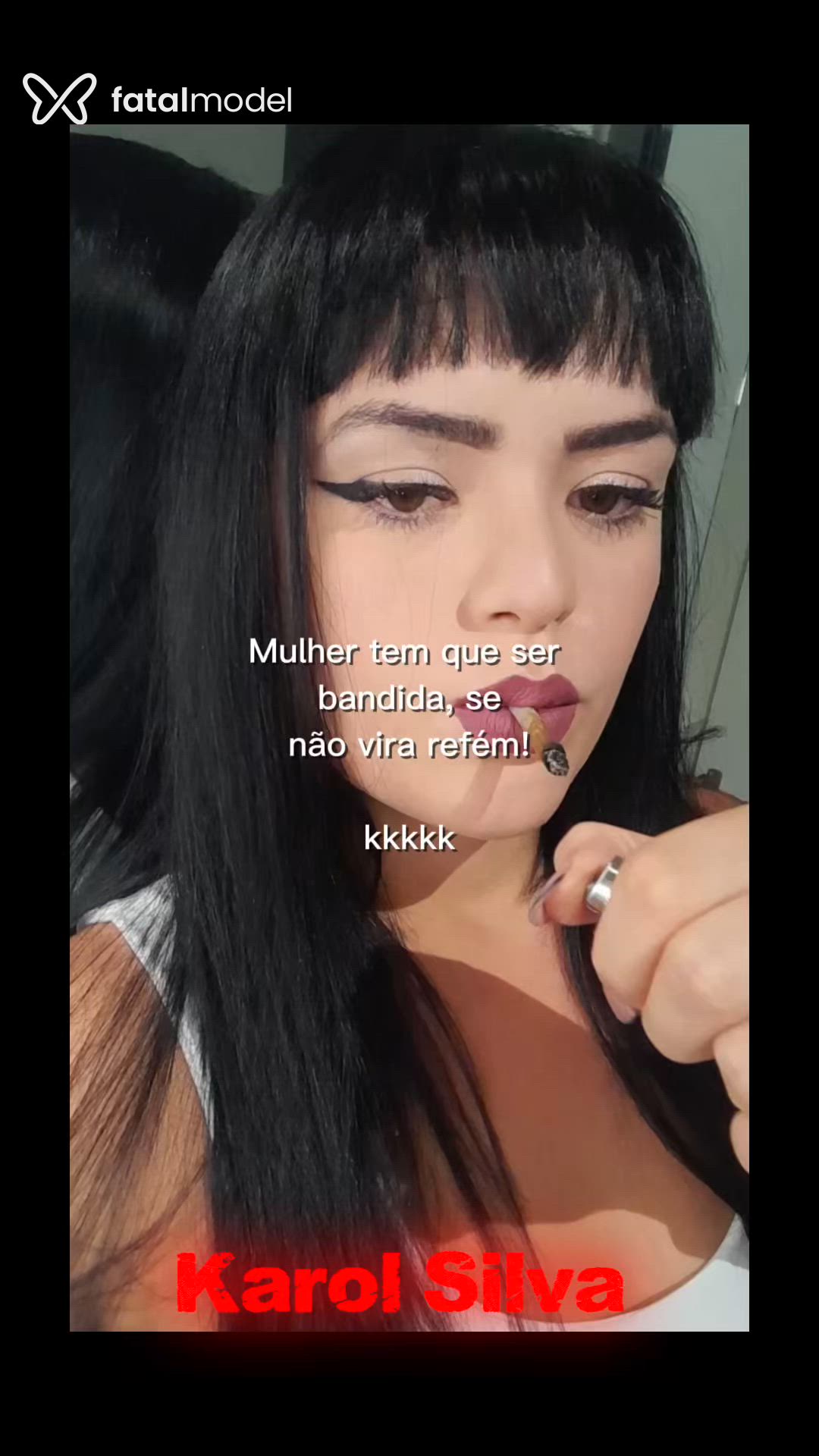 Acompanhante mulher morena (o) de olhos mel - Karol Silva Acompanhante mulher morena (o) de olhos mel - Karol Silva