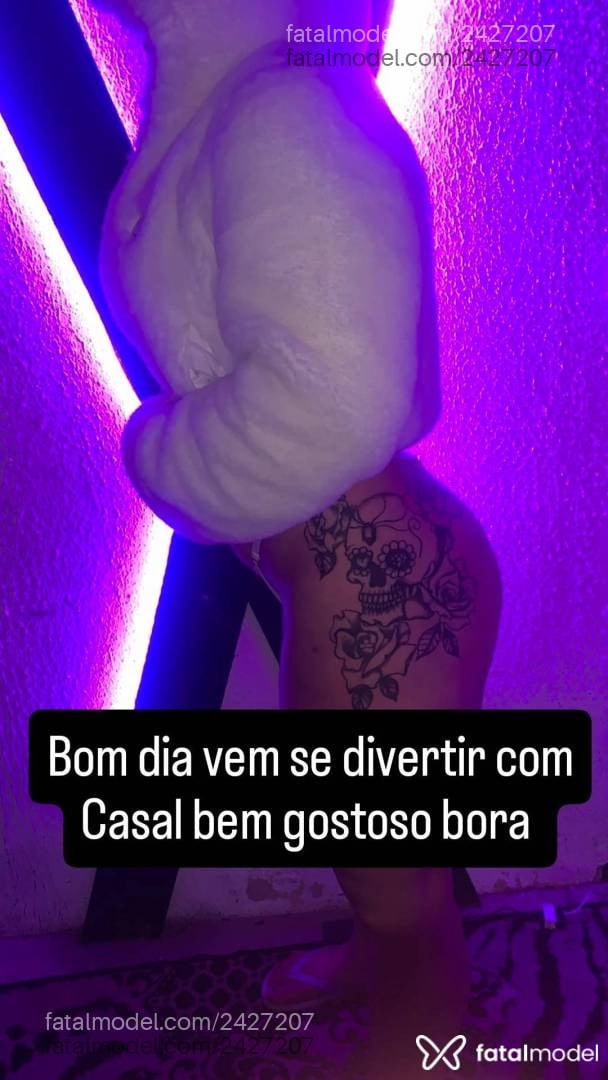 Acompanhante mulher loira (o) de olhos castanhos - Nanabifao