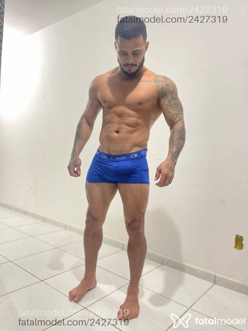 Acompanhante homem morena (o) de olhos castanhos em Natal - Matteo Marques