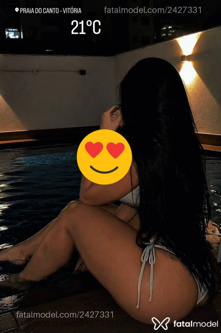 Acompanhante mulher com cabelo castanho de olhos castanhos - Mimi Ismene