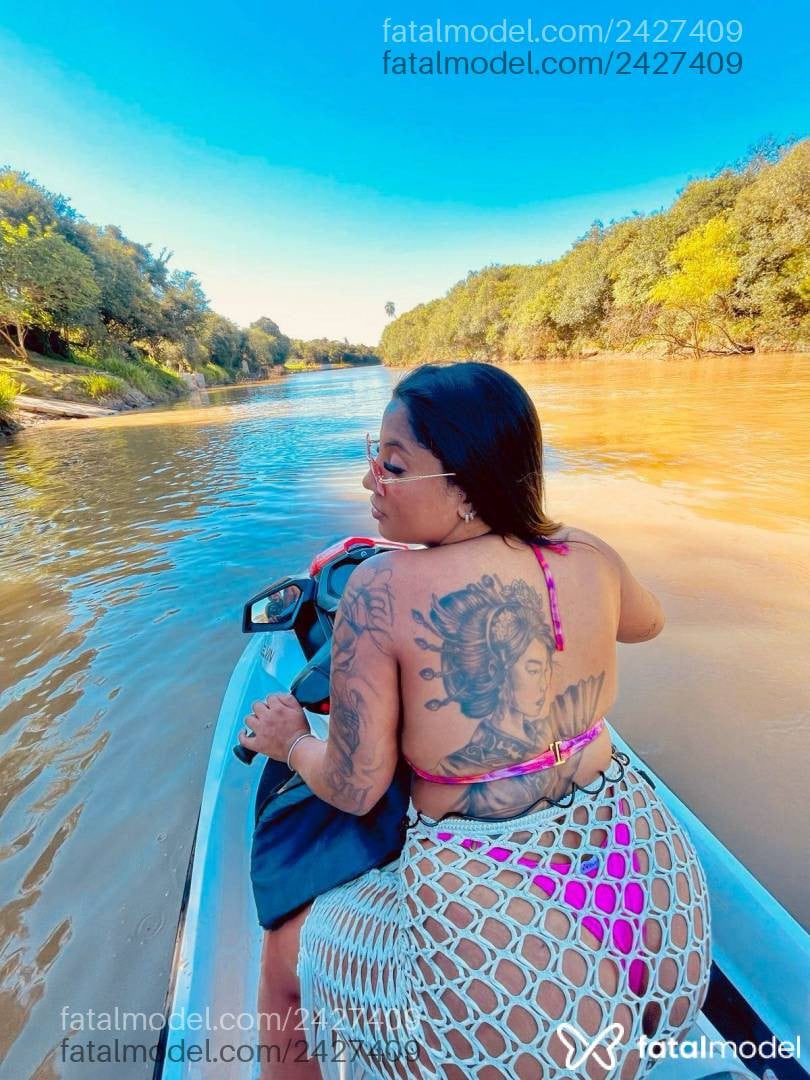 Acompanhante mulher morena (o) de olhos castanhos em Foz do Iguaçu - Manuela