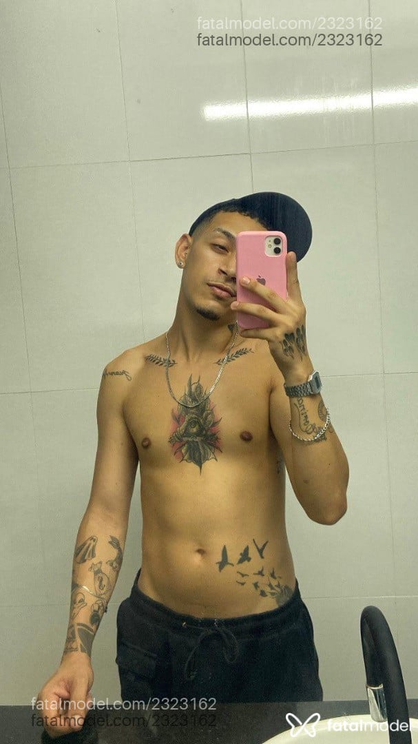 Acompanhante homem morena (o) de olhos castanhos em Salvador - Dan