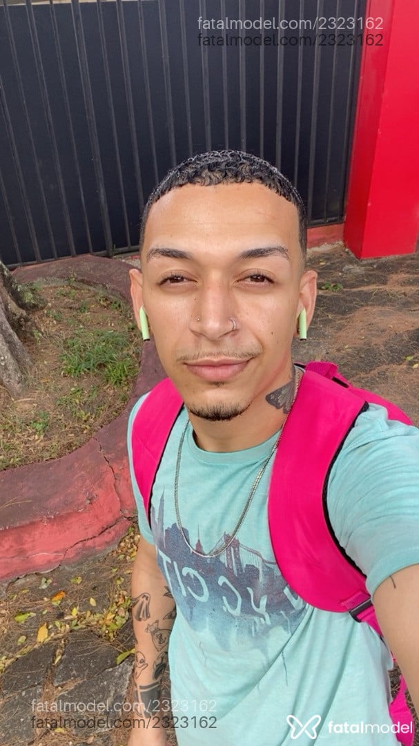 Acompanhante homem morena (o) de olhos castanhos em Salvador - Dan