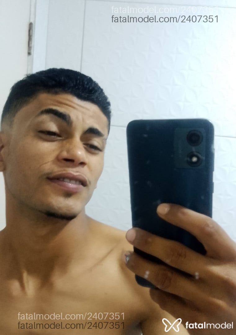 Acompanhante homem morena (o) de olhos castanhos em Maceió Acompanhante homem morena (o) de olhos castanhos em Maceió - Emerson