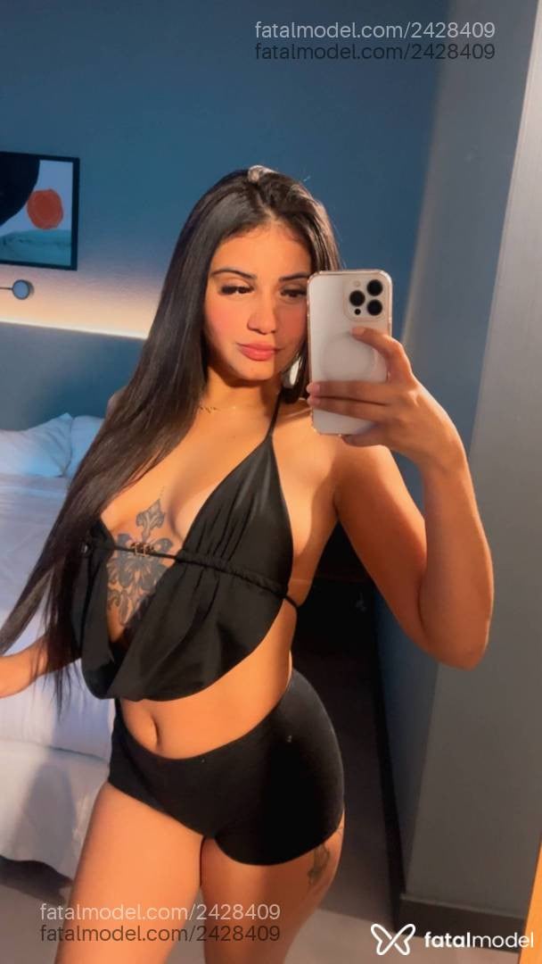 Acompanhante mulher morena (o) de olhos pretos - Melissa Vieira
