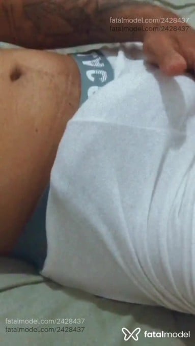 Acompanhante homem morena (o) de olhos castanhos em Fortaleza - Genio