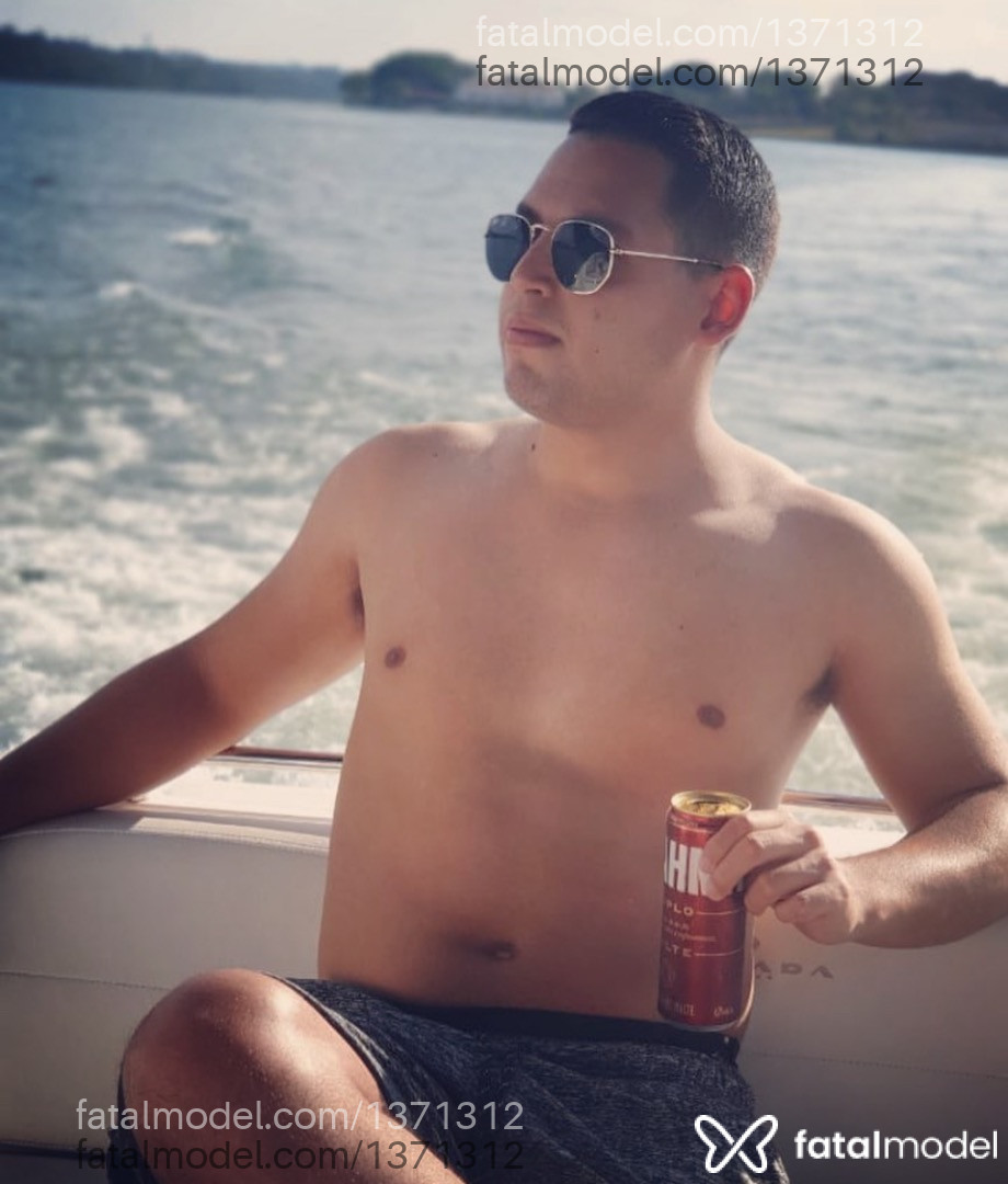 Acompanhante homem morena (o) de olhos castanhos em Brasília Acompanhante homem morena (o) de olhos castanhos em Brasília - Iago Bsb