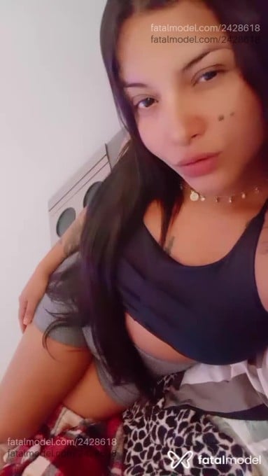 Acompanhante mulher morena (o) de olhos castanhos em Pontes e Lacerda Acompanhante mulher morena (o) de olhos castanhos em Pontes e Lacerda - Eduarda