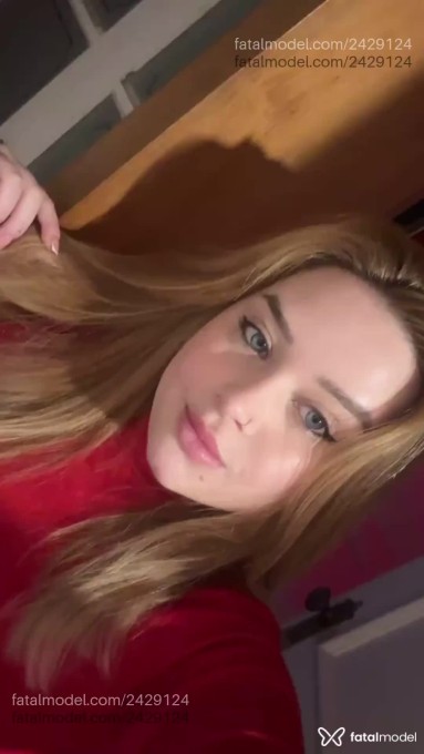 Acompanhante mulher ruiva (o) de olhos azuis em Tubarão - Jhade