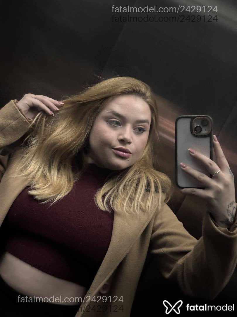 Acompanhante mulher ruiva (o) de olhos azuis em Tubarão Acompanhante mulher ruiva (o) de olhos azuis em Tubarão - Jhade