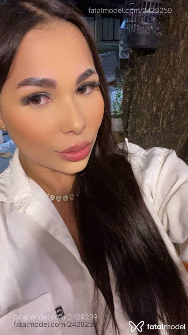 Acompanhante mulher morena (o) de olhos mel - Beatriz Medeiros