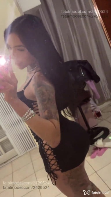 Acompanhante mulher trans morena (o) de olhos pretos em Florianópolis Acompanhante mulher trans morena (o) de olhos pretos em Florianópolis - Ninfetaaaa