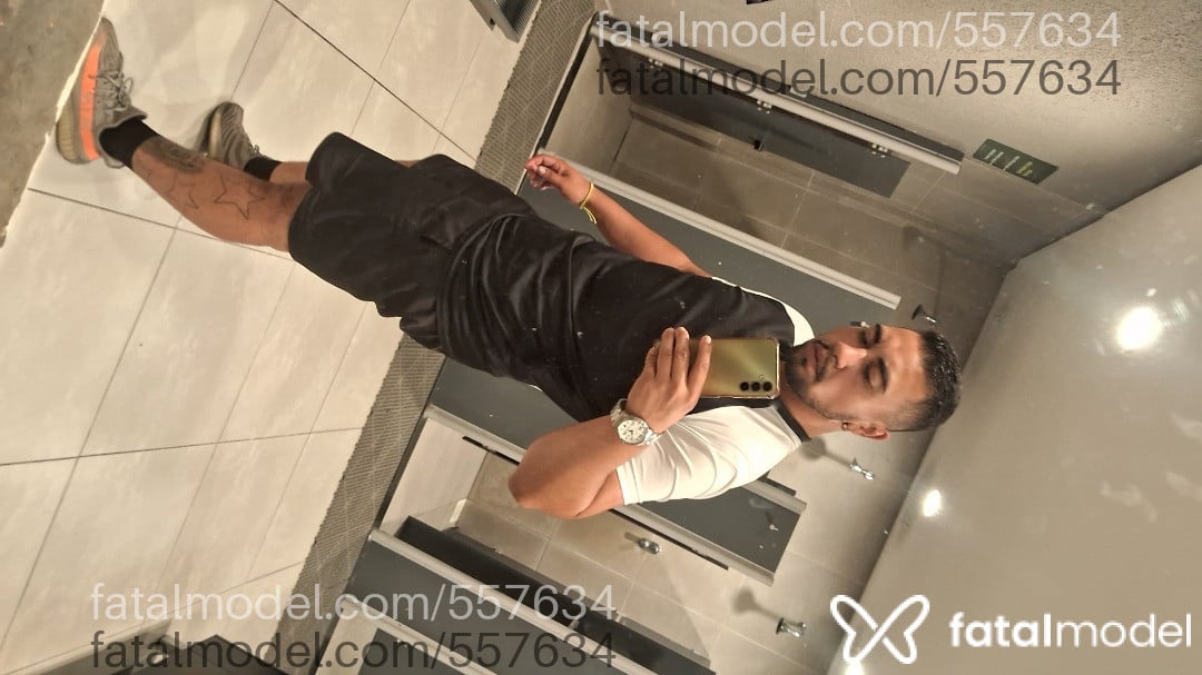 Acompanhante homem com cabelo castanho de olhos castanhos em Joinville Acompanhante homem com cabelo castanho de olhos castanhos em Joinville - HOMEM TRANS