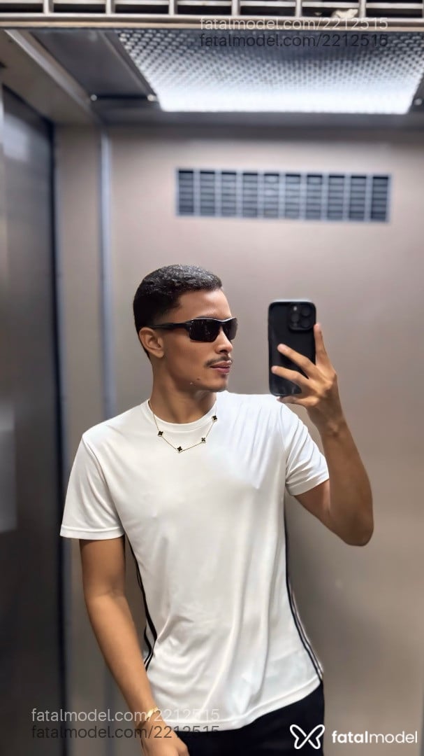 Acompanhante homem morena (o) de olhos pretos em Fortaleza - Lucas