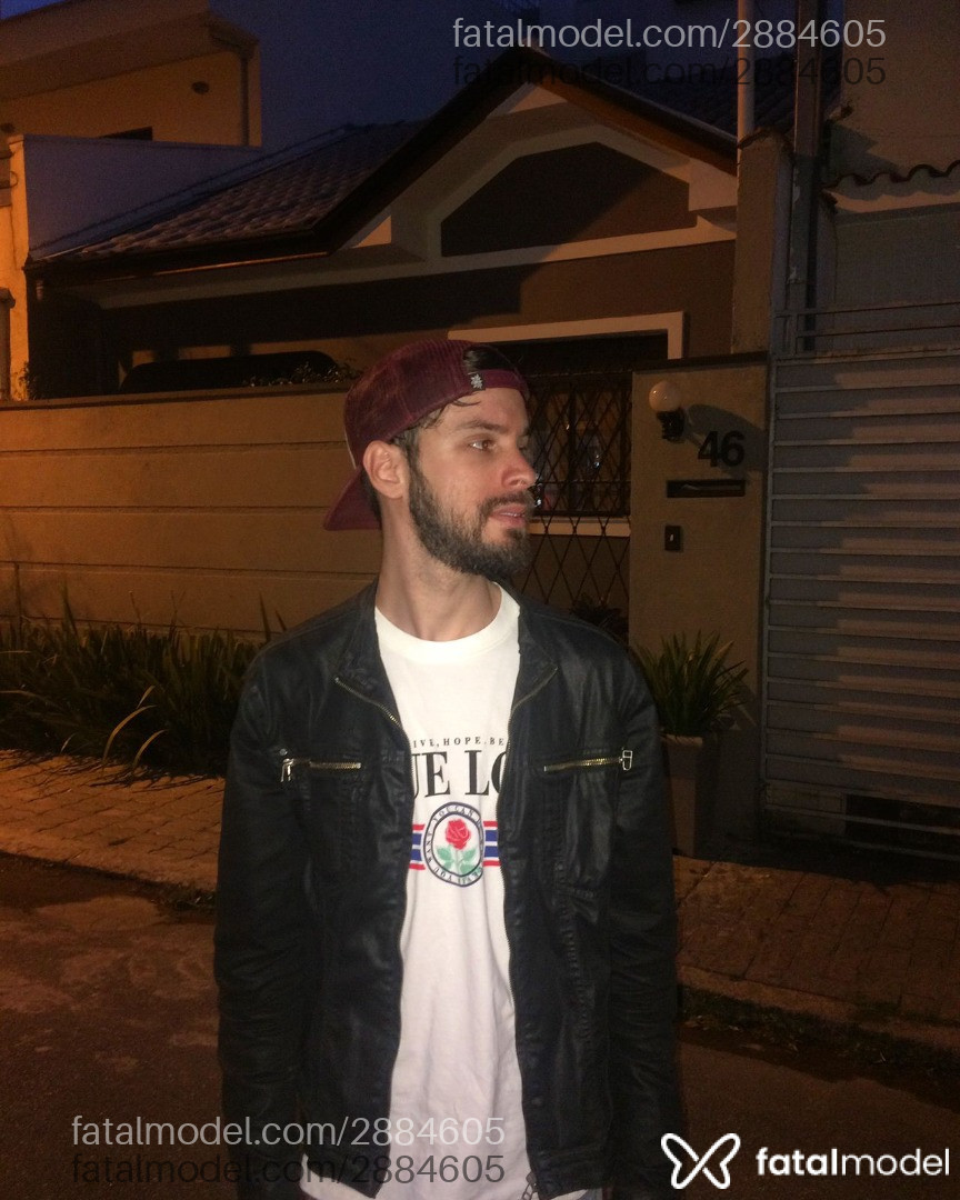 Acompanhante homem com cabelo castanho de olhos castanhos em São Paulo Acompanhante homem com cabelo castanho de olhos castanhos em São Paulo - Enrico