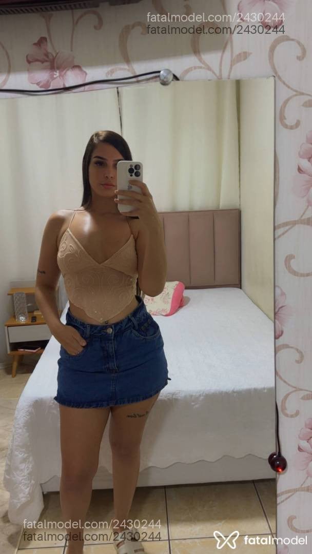Acompanhante mulher com cabelo castanho de olhos castanhos - Bianca