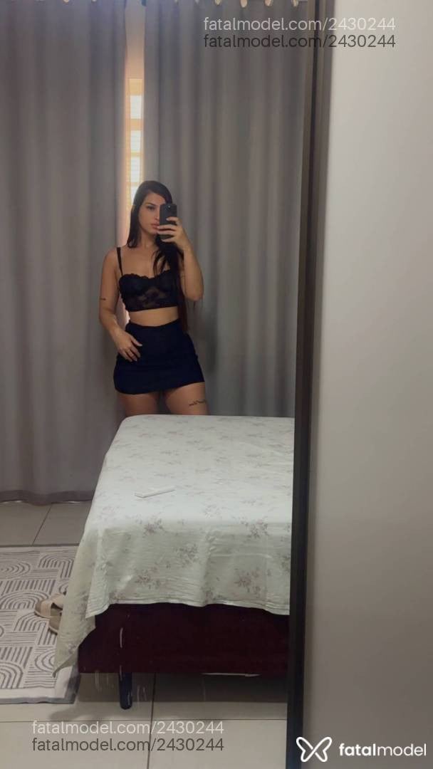 Acompanhante mulher com cabelo castanho de olhos castanhos - Bianca