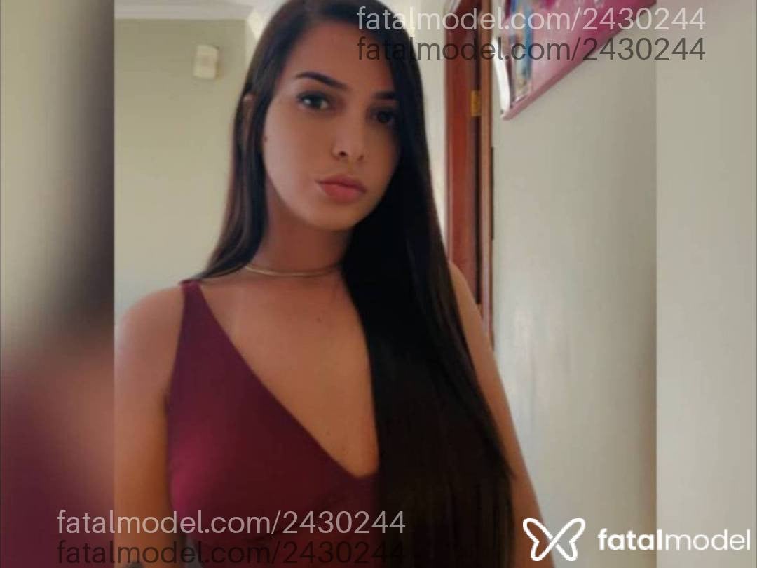 Acompanhante mulher com cabelo castanho de olhos castanhos em Uberlândia - Bianca