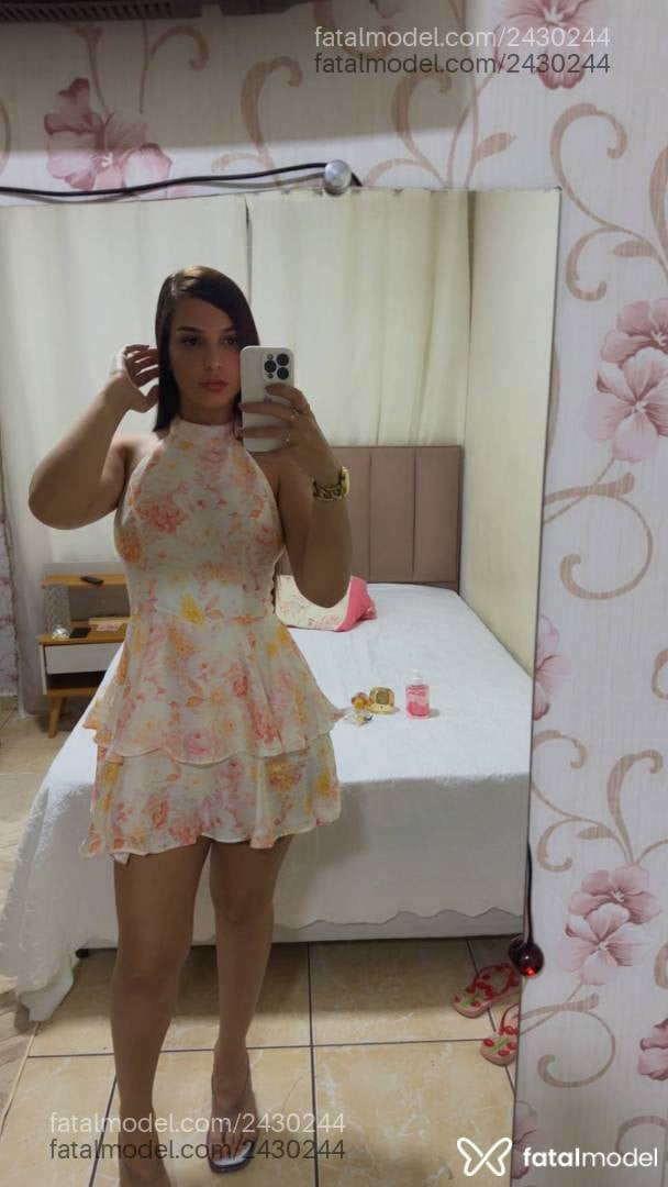 Acompanhante mulher com cabelo castanho de olhos castanhos - Bianca