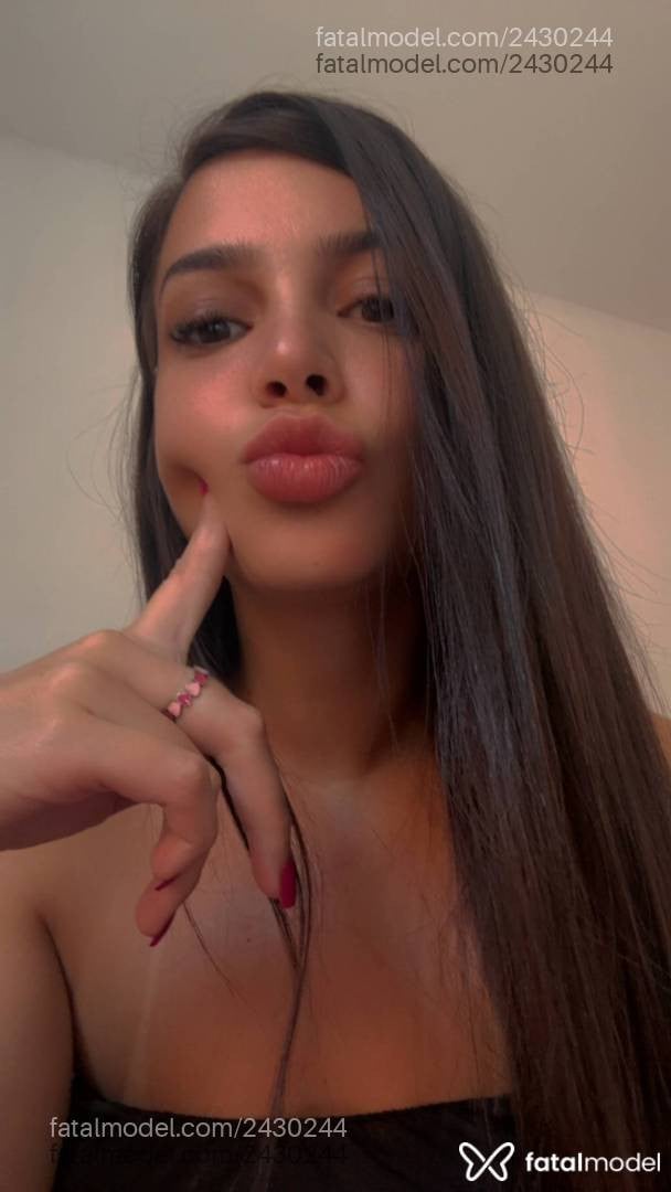 Acompanhante mulher com cabelo castanho de olhos castanhos - Bianca