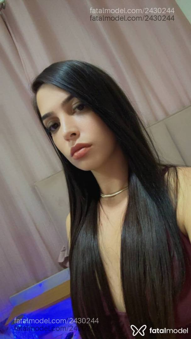 Acompanhante mulher com cabelo castanho de olhos castanhos - Bianca