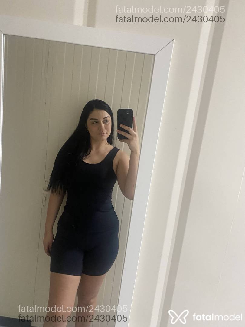Acompanhante mulher morena (o) de olhos castanhos - Letícia Fernandes