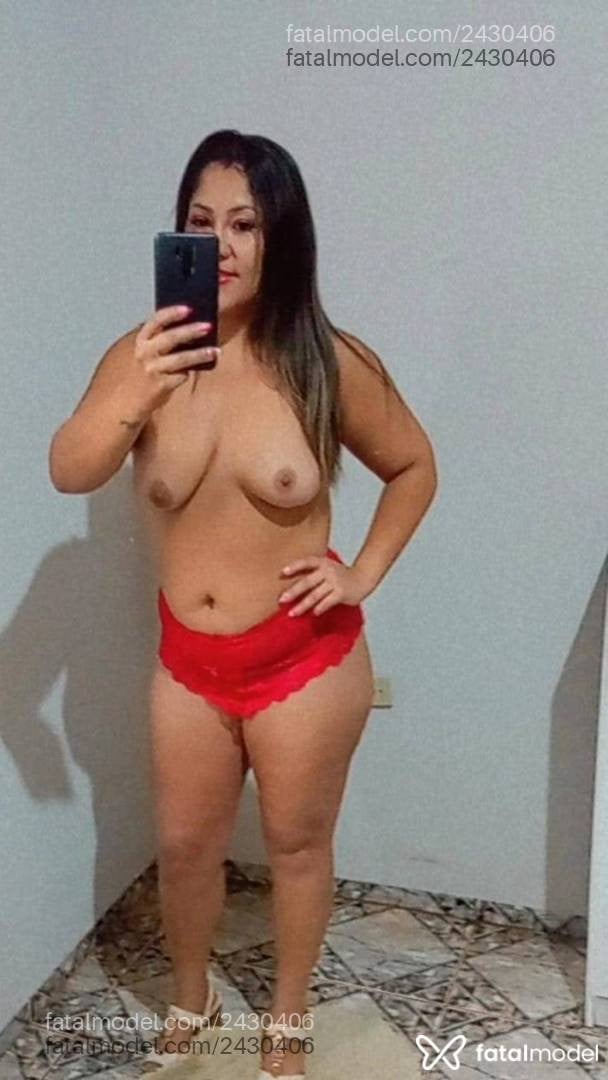 Acompanhante mulher com cabelo castanho de olhos pretos em Mineiros - Camila