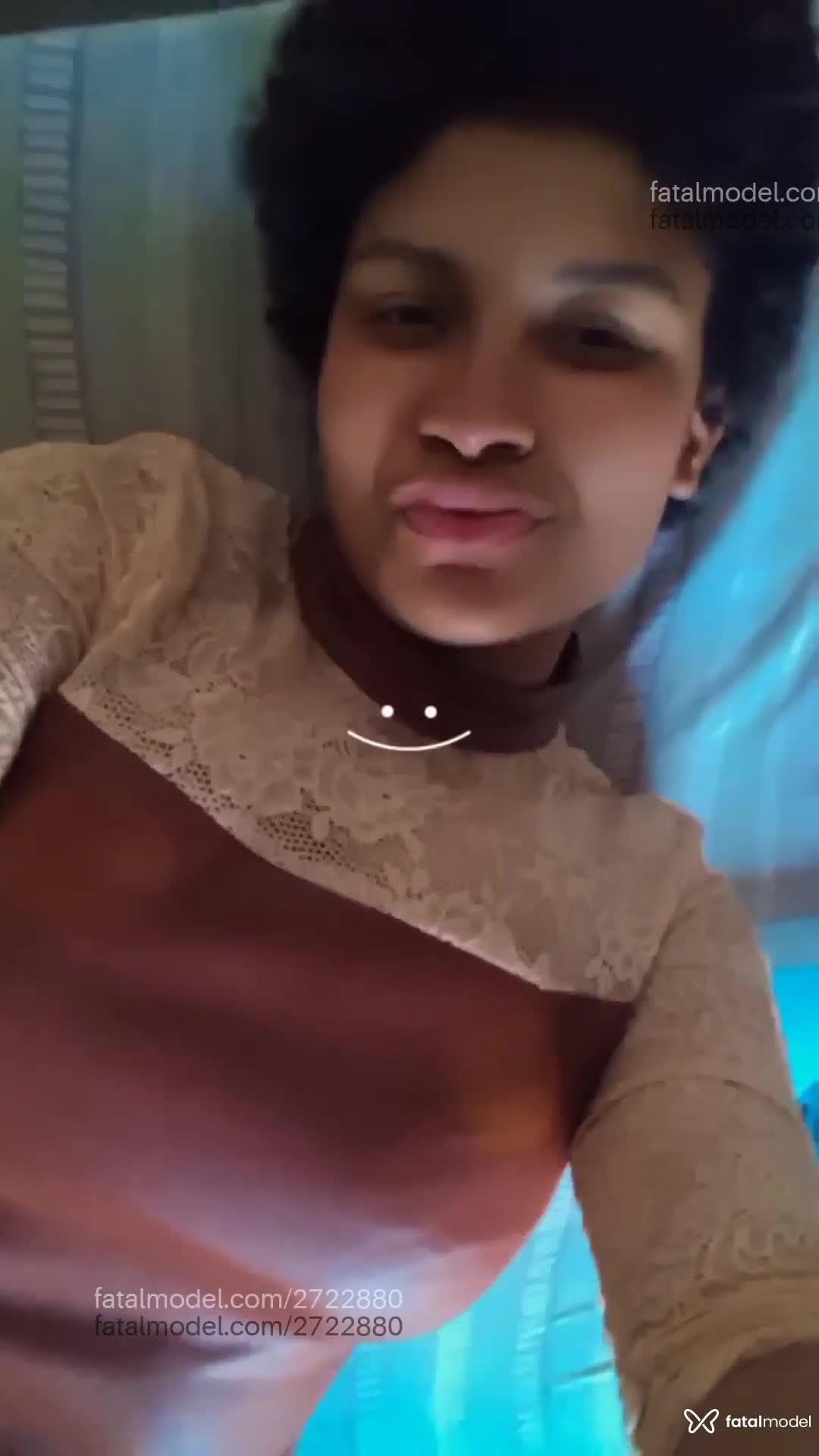 Acompanhante mulher morena (o) de olhos castanhos em Barracão Acompanhante mulher morena (o) de olhos castanhos em Barracão - Pantera