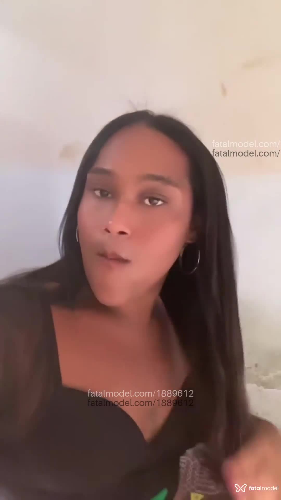 Acompanhante mulher trans morena (o) de olhos castanhos em Guanambi - Larissa Àvilla