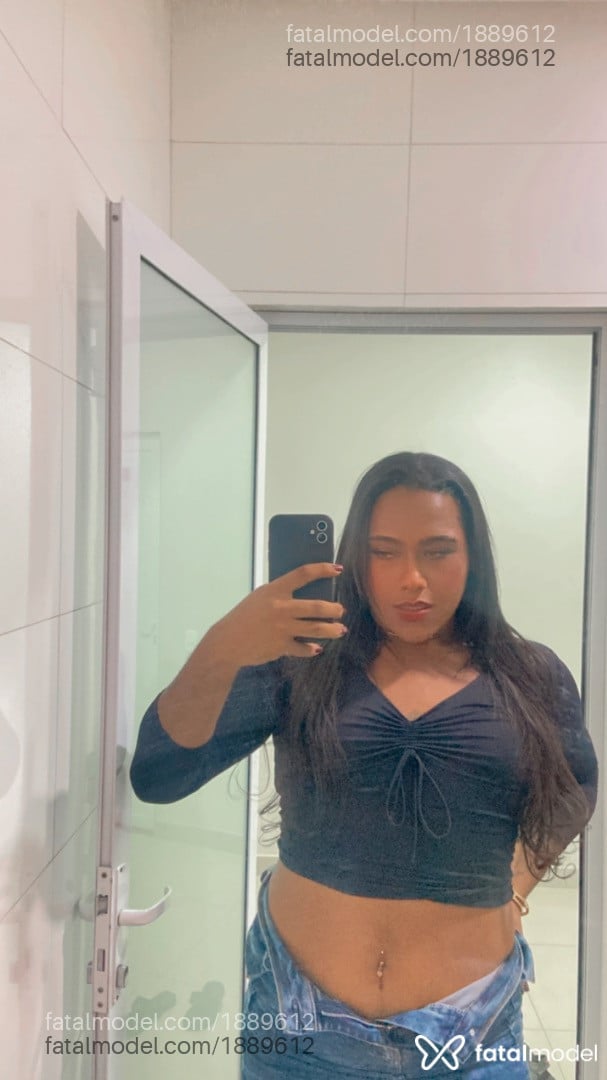 Acompanhante mulher trans morena (o) de olhos castanhos em Guanambi Acompanhante mulher trans morena (o) de olhos castanhos em Guanambi - Larissa Àvilla