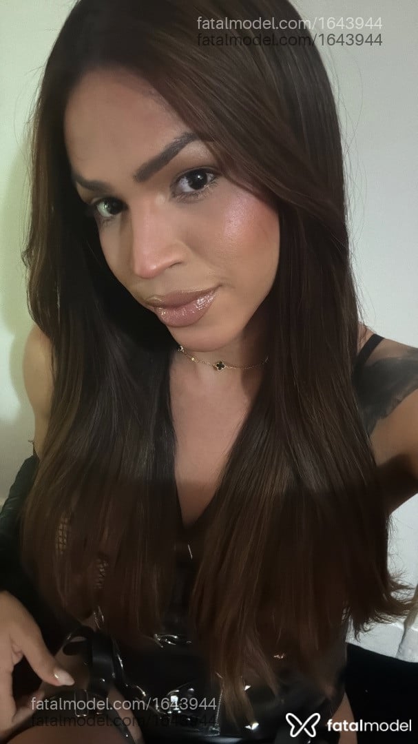 Acompanhante mulher trans morena (o) de olhos castanhos em Curitiba Acompanhante mulher trans morena (o) de olhos castanhos em Curitiba - Elise Rodrigues