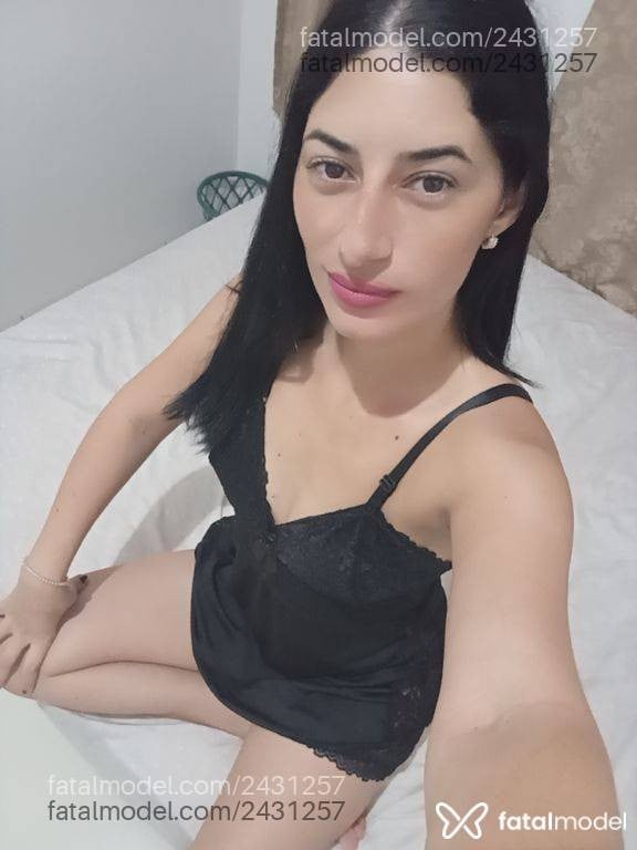 Acompanhante mulher morena (o) de olhos castanhos em Rio Verde - Larissa Gouvêia
