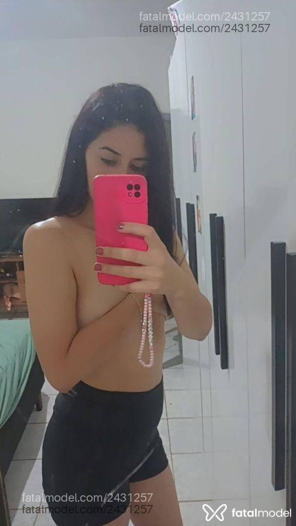 Acompanhante mulher morena (o) de olhos castanhos - Larissa Gouvêia