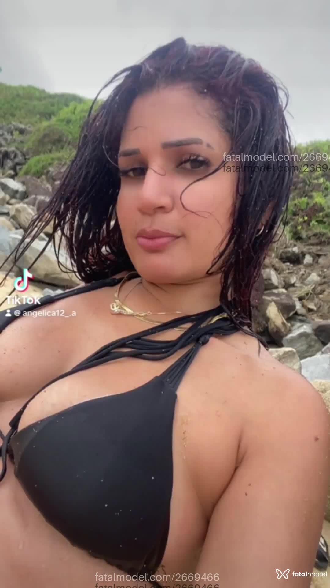 Acompanhante mulher morena (o) de olhos castanhos em Balneário Camboriú - Gringalover