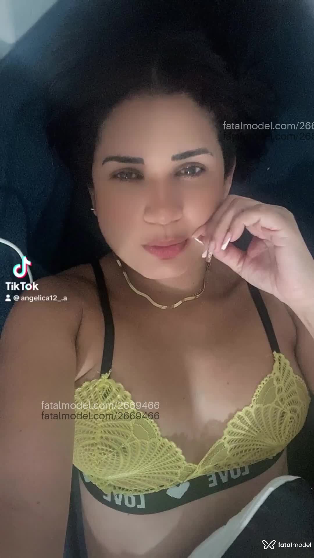 Acompanhante mulher morena (o) de olhos castanhos em Balneário Camboriú - Gringalover