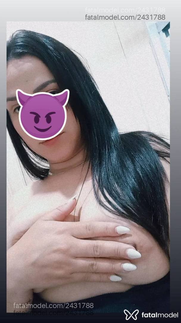 Acompanhante mulher morena (o) de olhos castanhos - Cristal Moreira