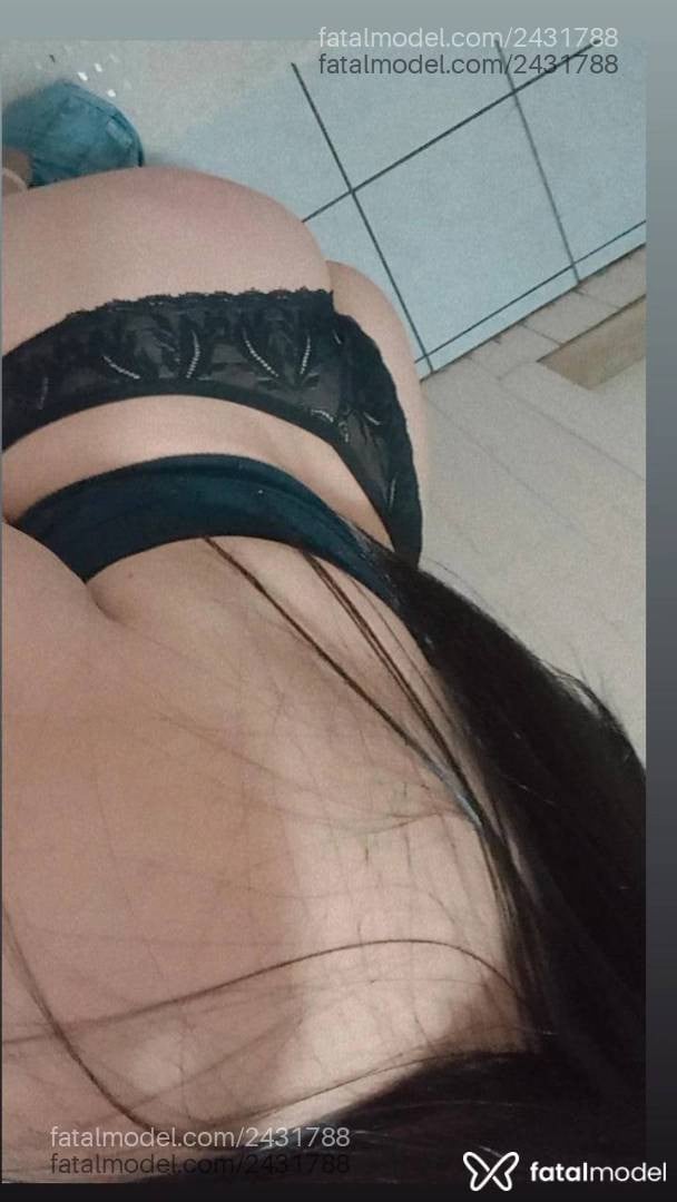 Acompanhante mulher morena (o) de olhos castanhos - Cristal Moreira