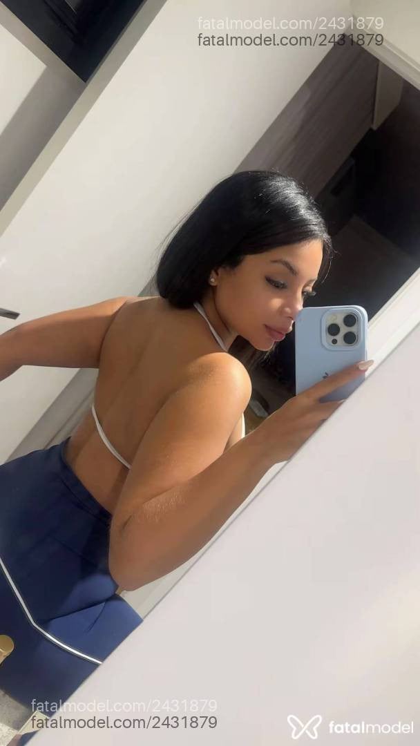 Acompanhante mulher com cabelo castanho de olhos pretos - Julia