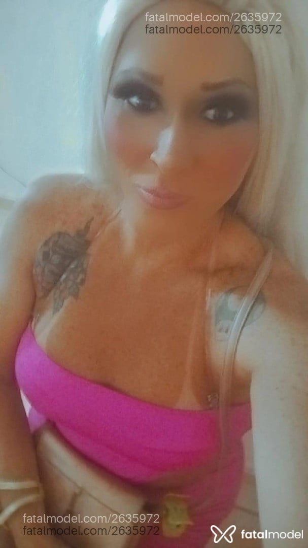 Acompanhante mulher trans loira (o) de olhos mel em Petrópolis - Bruna Crystal