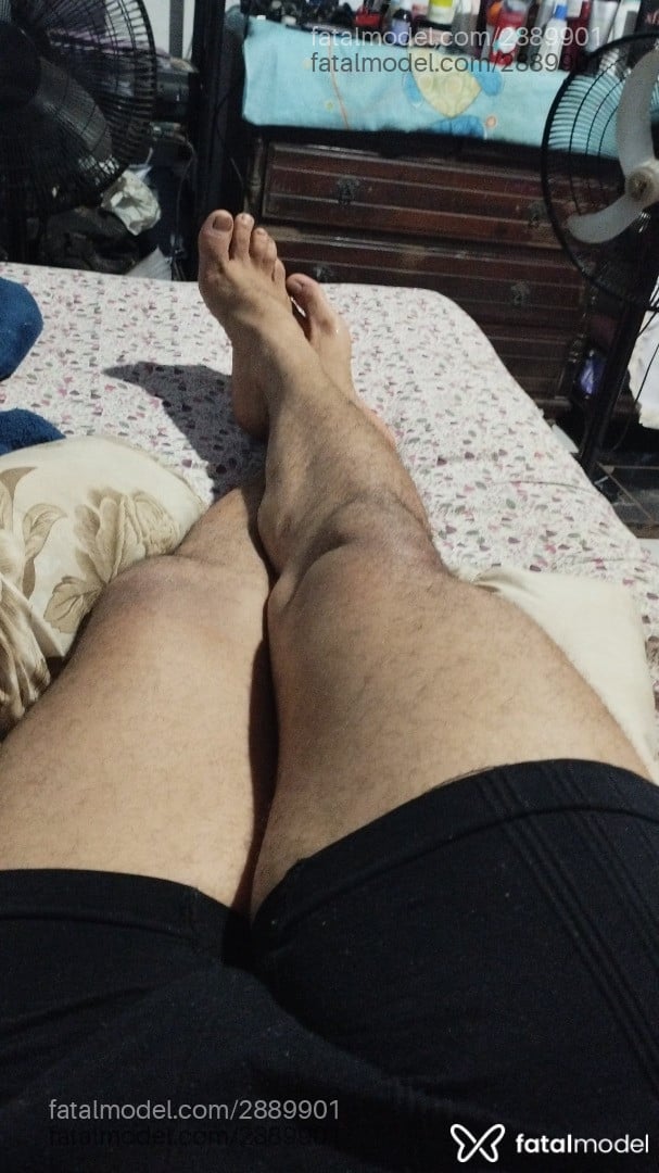 Acompanhante homem com cabelo castanho de olhos castanhos - Boymágico Acompanhante homem com cabelo castanho de olhos castanhos - Boymágico