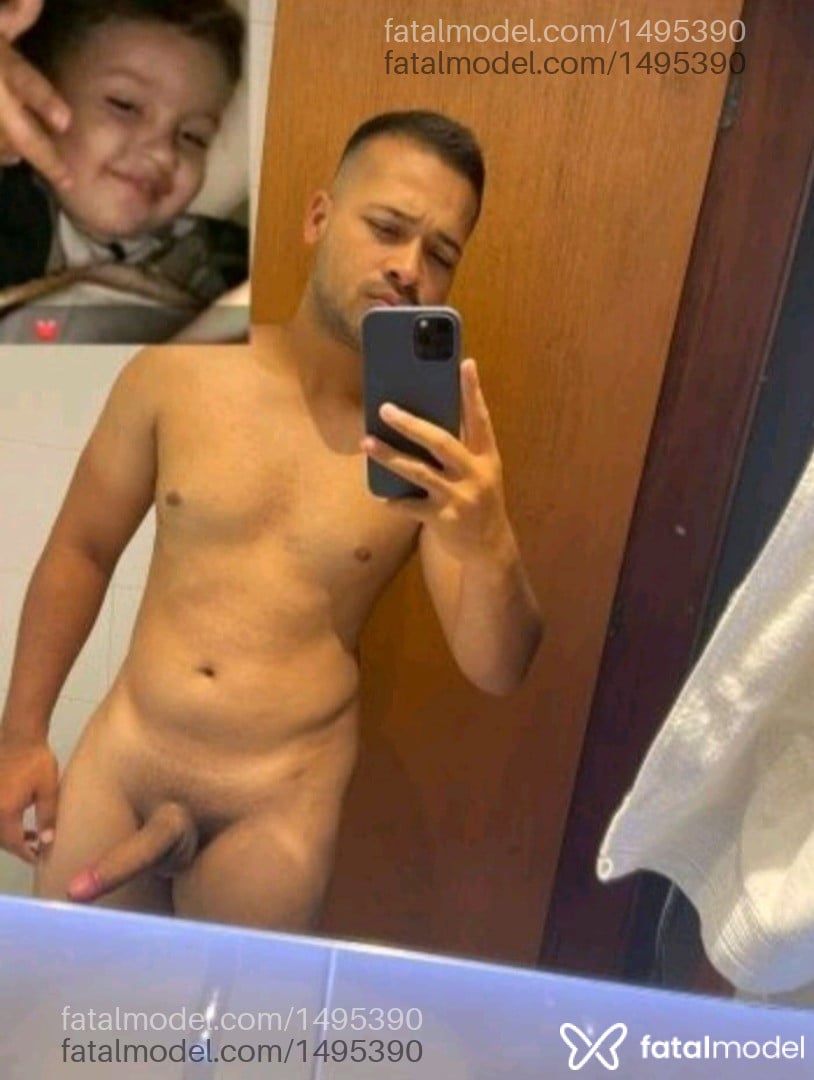 Acompanhante homem com cabelo castanho de olhos castanhos em Leme Acompanhante homem com cabelo castanho de olhos castanhos em Leme - Guilherme
