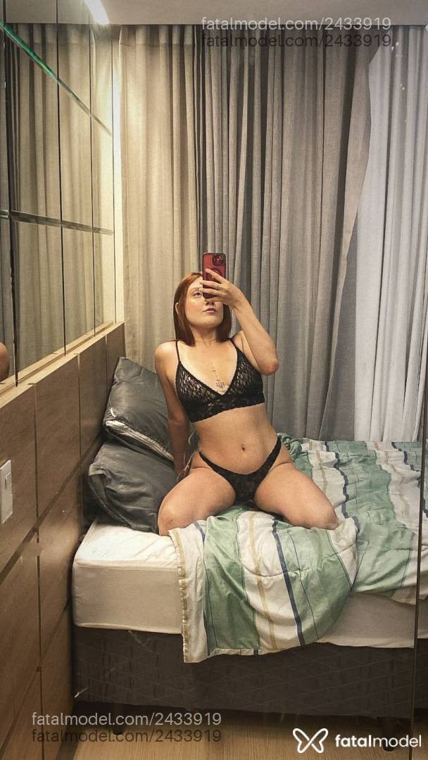 Acompanhante mulher ruiva (o) de olhos castanhos em São Paulo - Ana