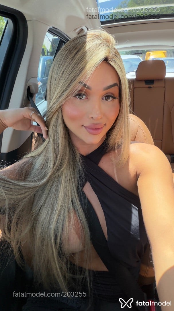 Acompanhante mulher trans loira (o) de olhos castanhos em Porto Alegre - GABI SAMPAIO